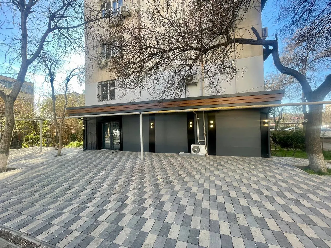 Sotiladi tijorat binosi, 86 m², 1/1 qavat — Yunusobod tumani