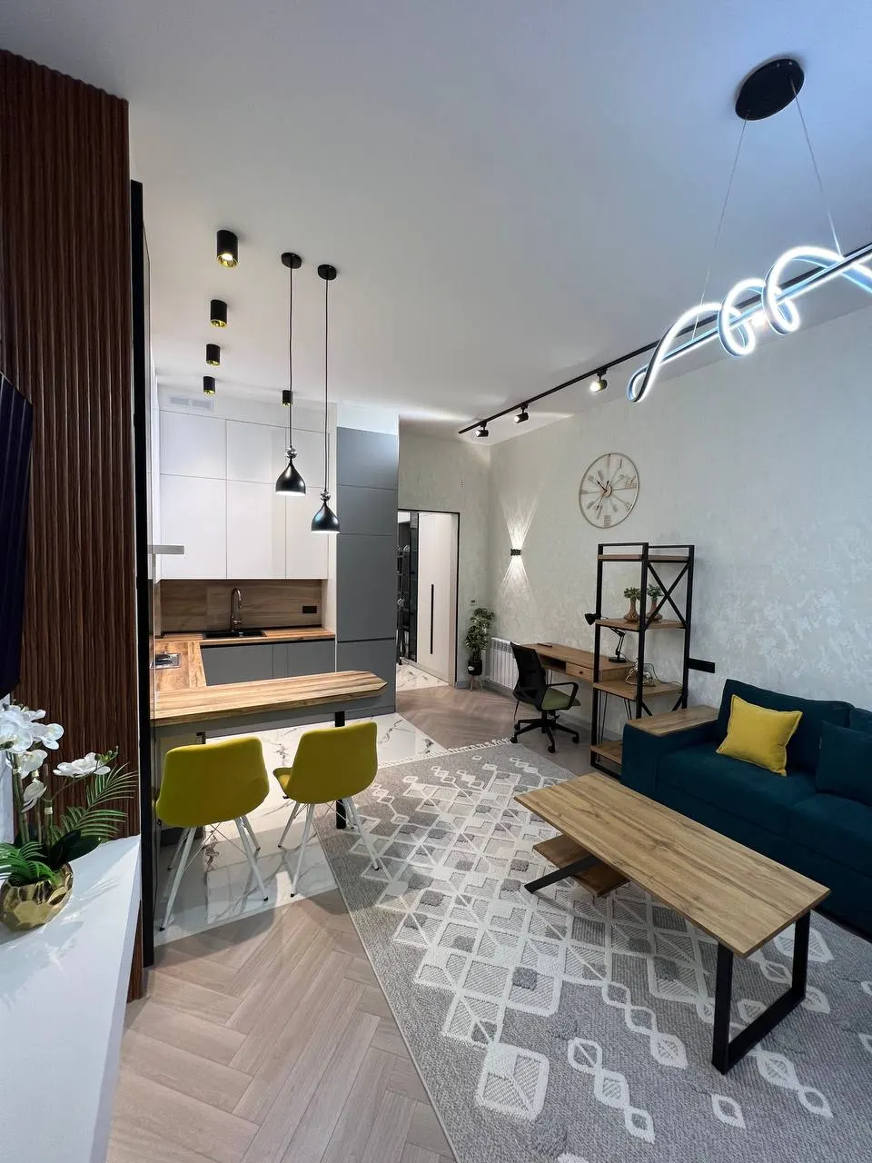 Сдаётся 1-комнатная квартира, 40 м², 3/10 этаж — Мирабадский район