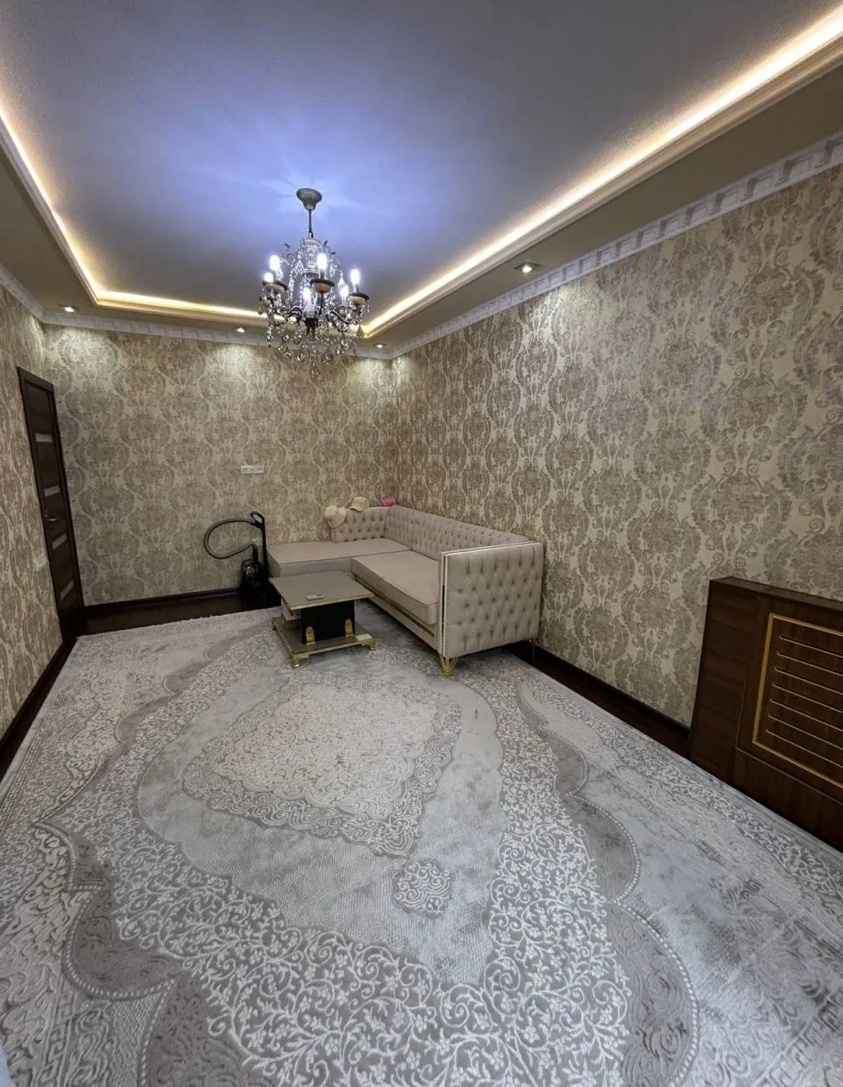 Сдаётся 1-комнатная квартира, 38 м², 3/5 этаж — Чиланзарский район