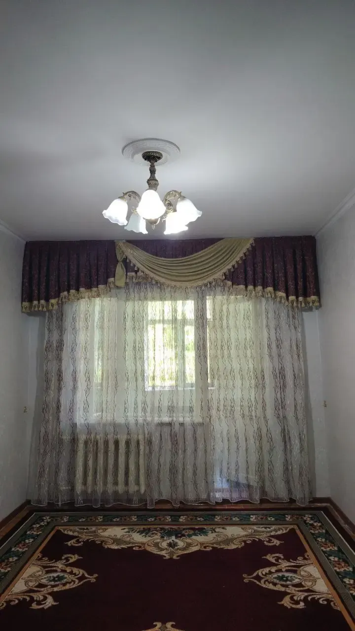 Сотилади 1 хонали квартира, 44 м², 4/4 қават — Мирзо Улуғбек тумани