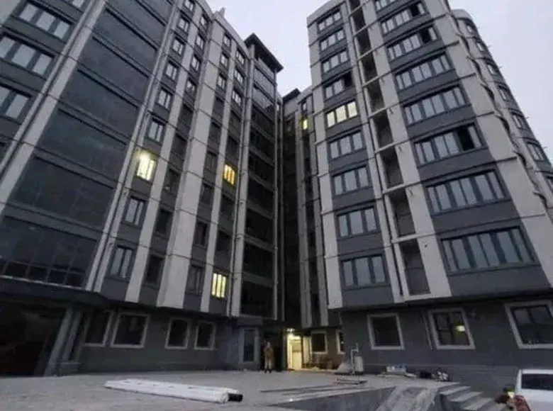 Продаётся 1-комнатная квартира, 38 м², 3/11 этаж — Яккасарайский район