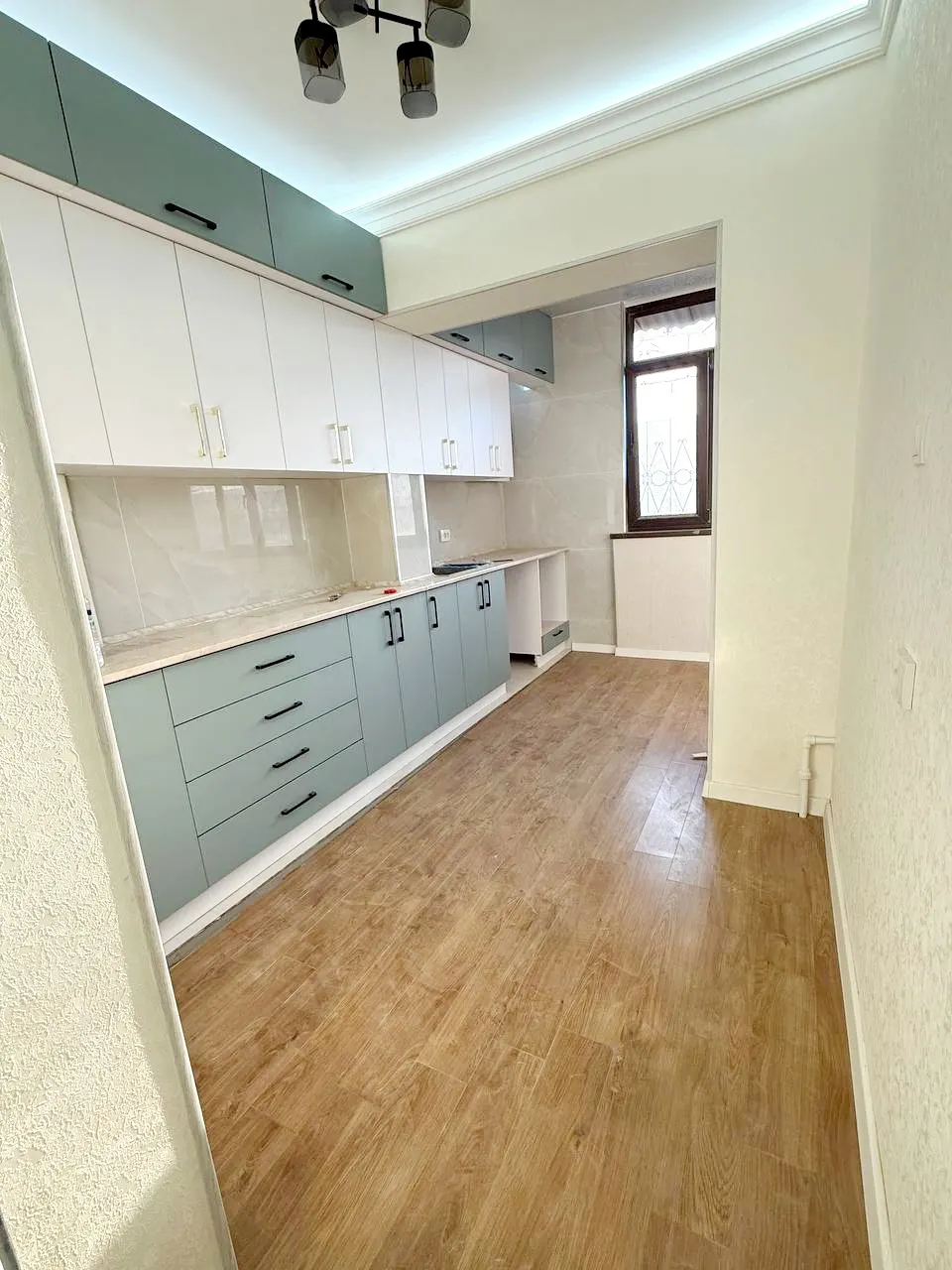 Сотилади 3 хонали квартира, 67 м², 4/4 қават — Олмазор тумани