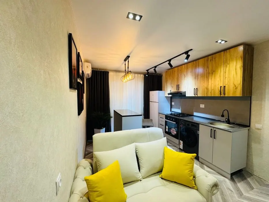Сдаётся 1-комнатная квартира, 30 м², 3/5 этаж — Мирабадский район