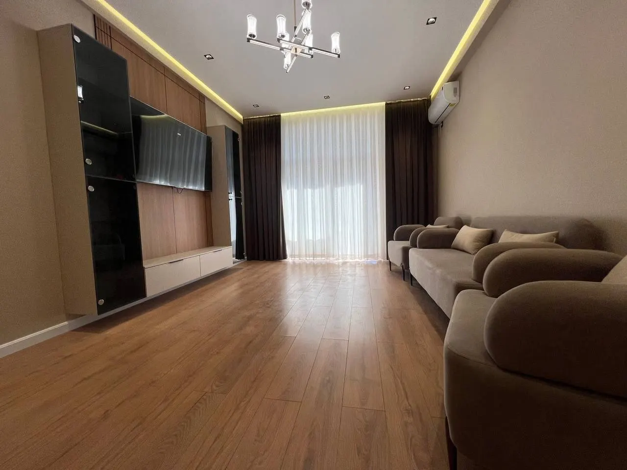 Sotiladi 3 xonali kvartira, 83 m², 7/12 qavat — Yakkasaroy tumani