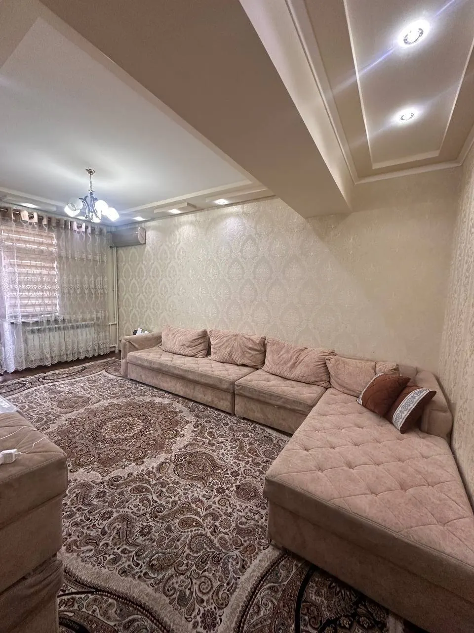Ижарага берилади 4 хонали квартира, 126 м², 3/7 қават — Олмазор тумани