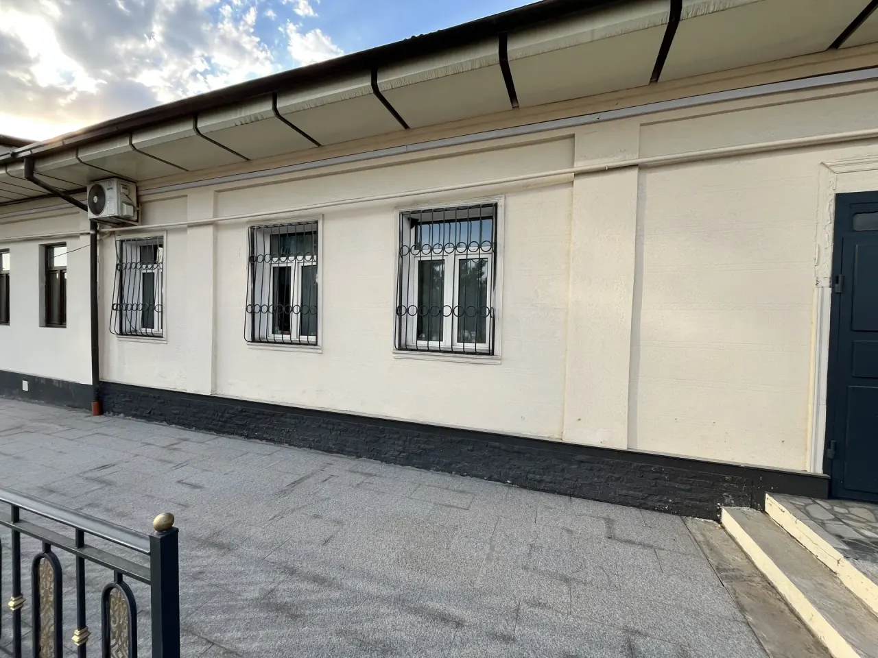 Sotiladi hovli uy, 6 sotix — Yunusobod tumani