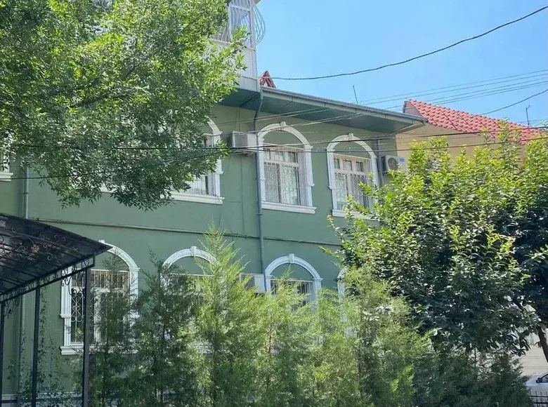Продаётся 7-комнатный дом, 500 м² — Яккасарайский район