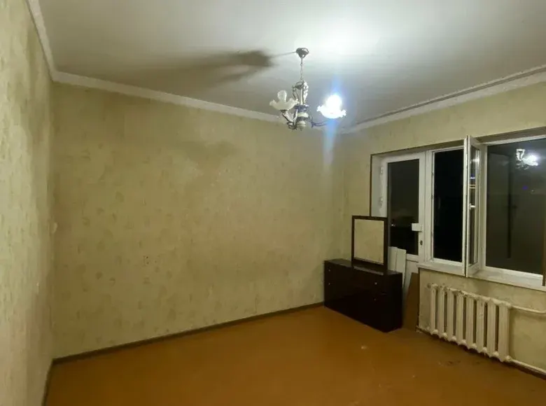 Сотилади 3 хонали квартира, 80 м², 3/4 қават — Томди тумани