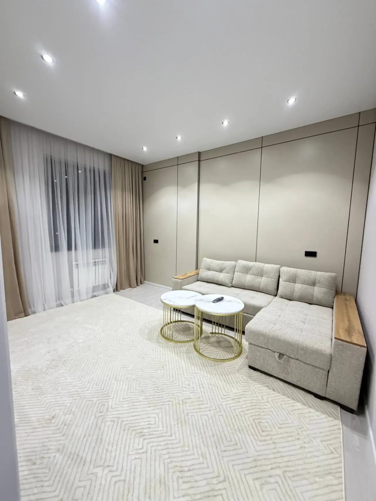 Продаётся 2-комнатная квартира, 50 м², 8/9 этаж — Чиланзарский район