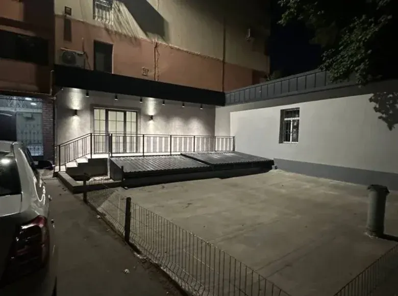 Sotiladi tijorat binosi, 190 m², 1/9 qavat — Yunusobod tumani