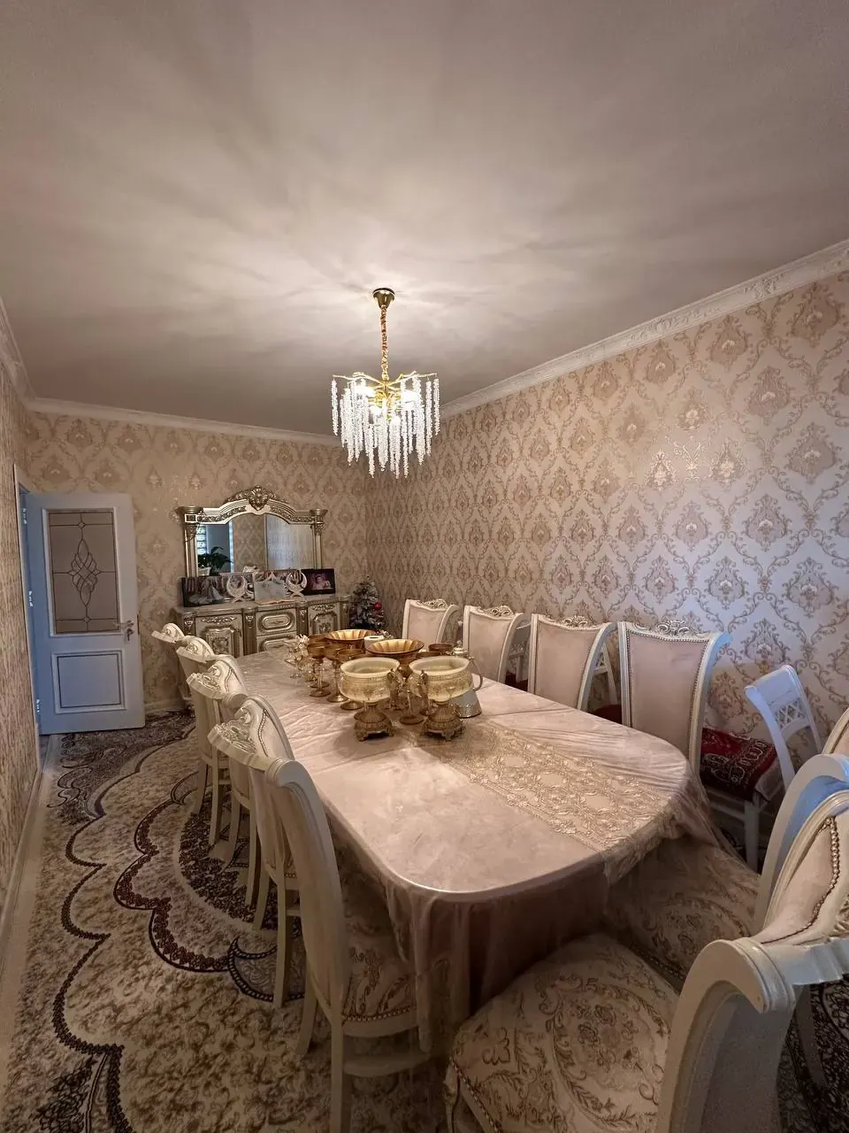 Сотилади 4 хонали квартира, 86 м², 7/9 қават — Мирзо Улуғбек тумани