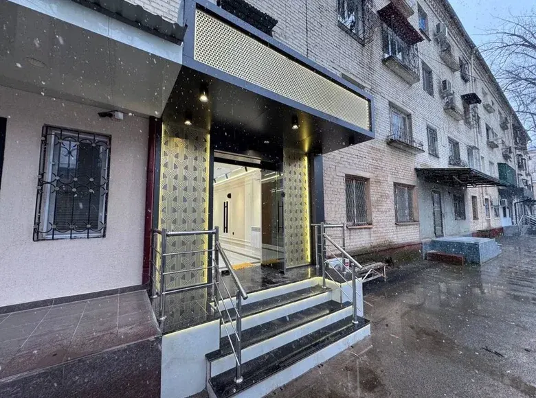 Сотилади тижорат биноси, 65 м² — Чилонзор тумани