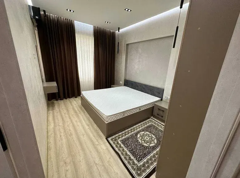 Сотилади 2 хонали квартира, 67 м², 5/10 қават — Мирзо Улуғбек тумани