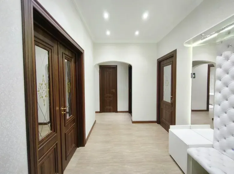Продаётся 3-комнатная квартира, 92 м², 2/5 этаж — Мирзо-Улугбекский район