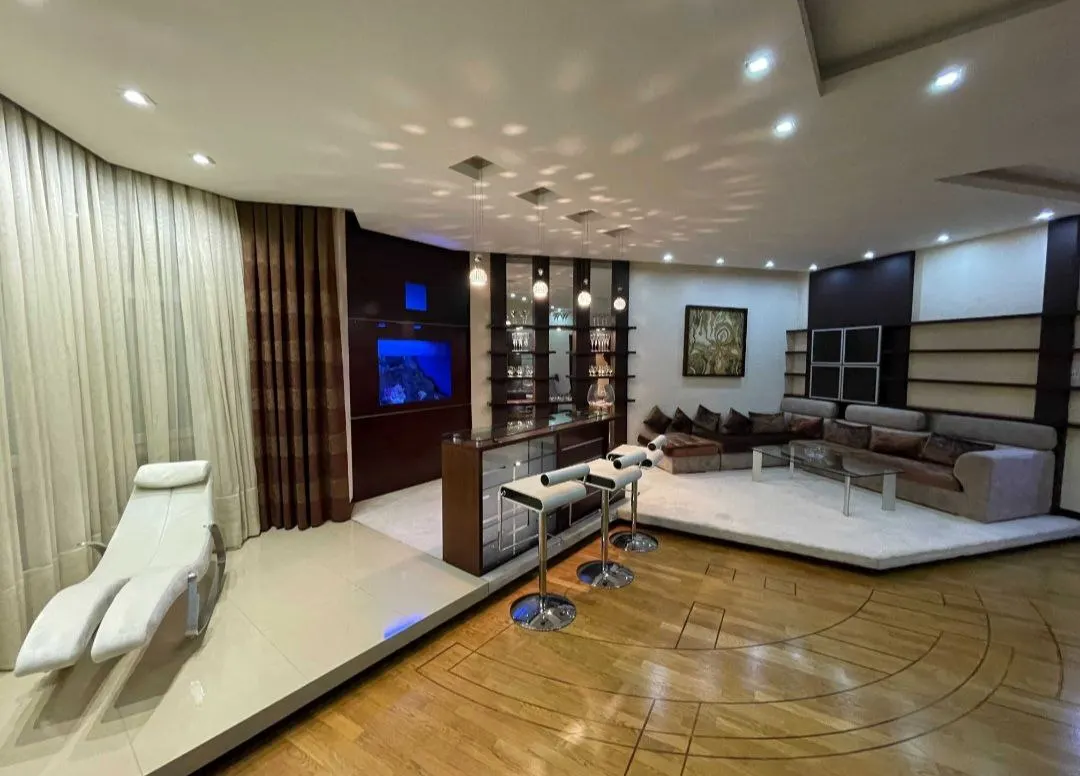 Ижарага берилади 3 хонали квартира, 180 м², 5/6 қават — Миробод тумани