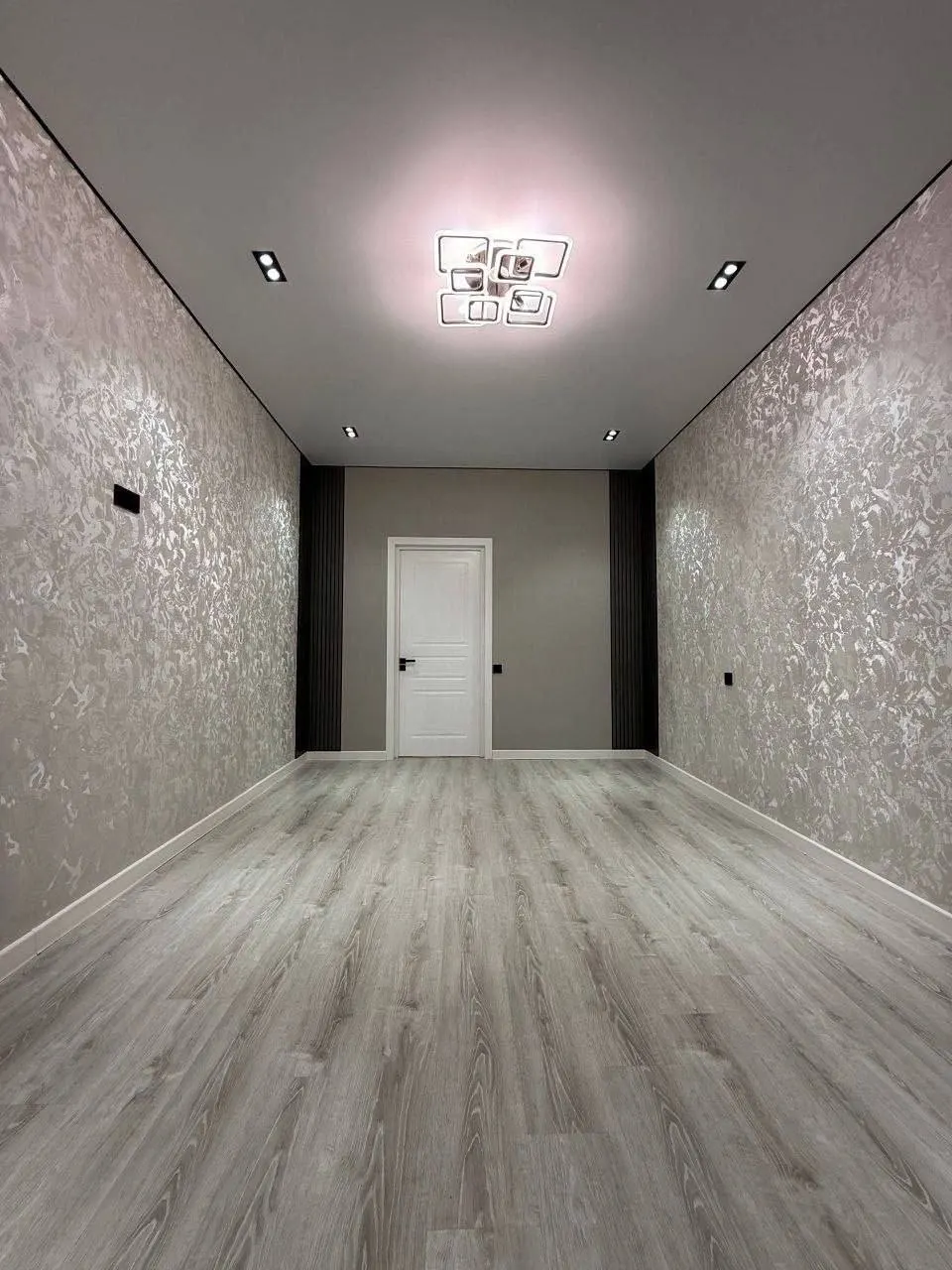 Sotiladi 2 xonali kvartira, 50 m², 2/4 qavat — Mirzo Ulugʻbek tumani