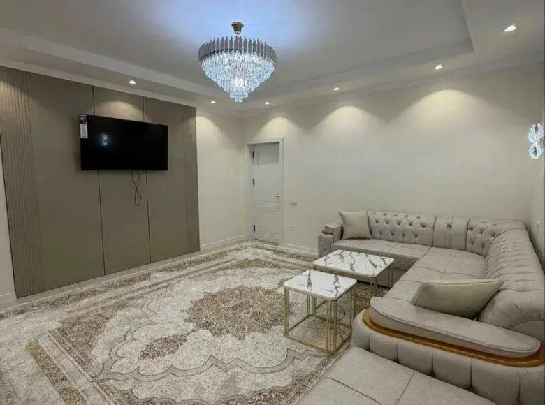 Сдаётся комната, 80 м², 3/9 этаж — Шайхантахурский район