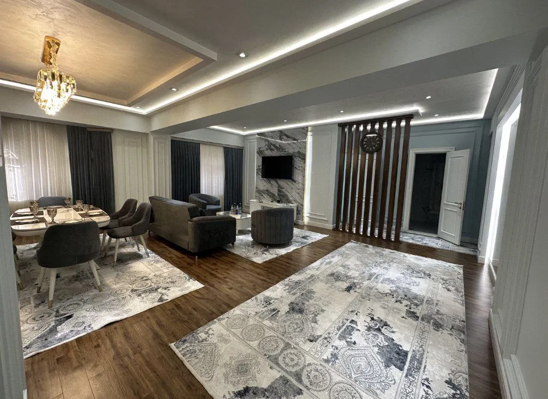 Ижарага берилади 3 хонали квартира, 107 м², 2/7 қават — Яккасарой тумани