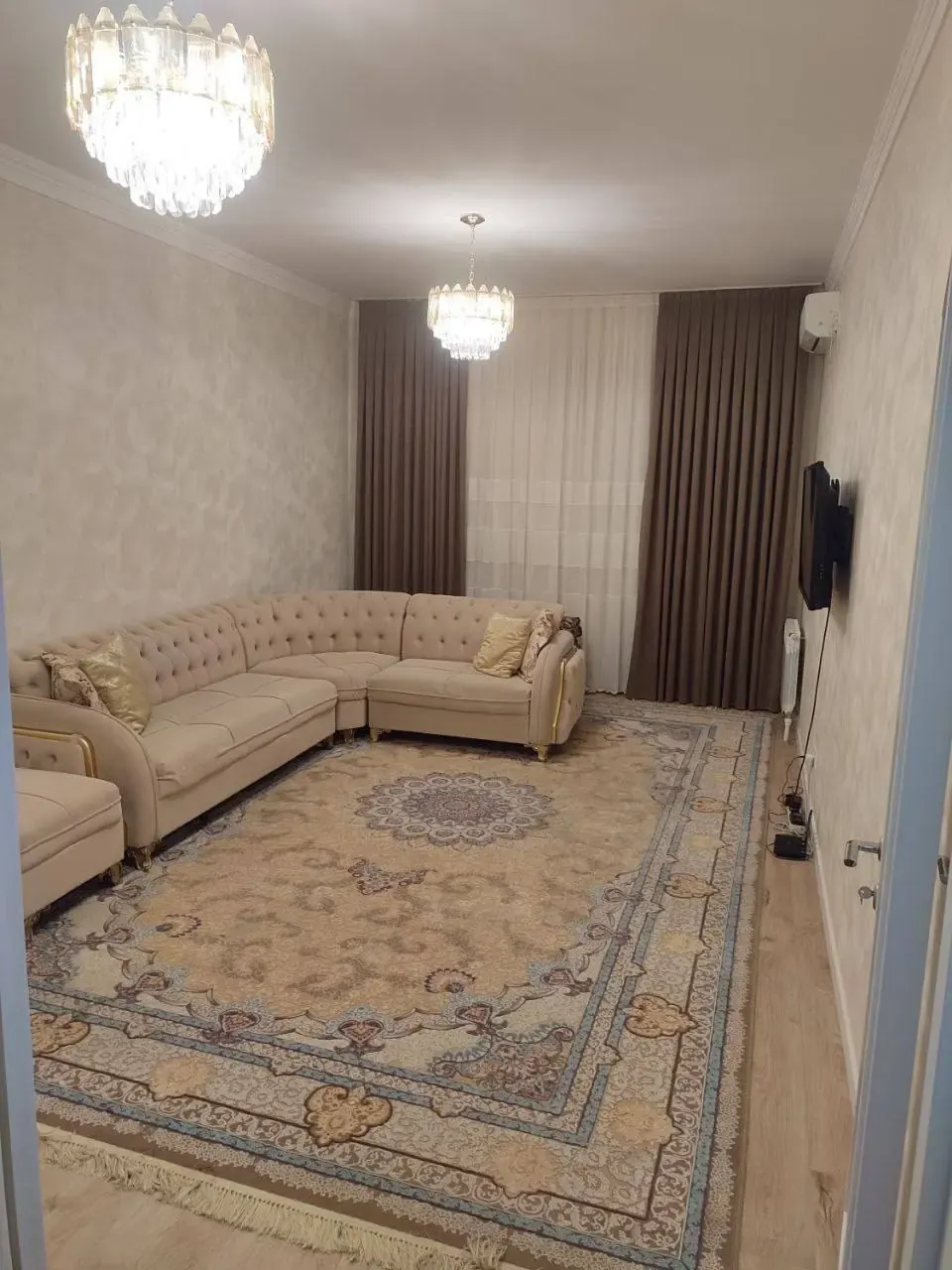 Продаётся 4-комнатная квартира, 98 м², 3/12 этаж — Алмазарский район