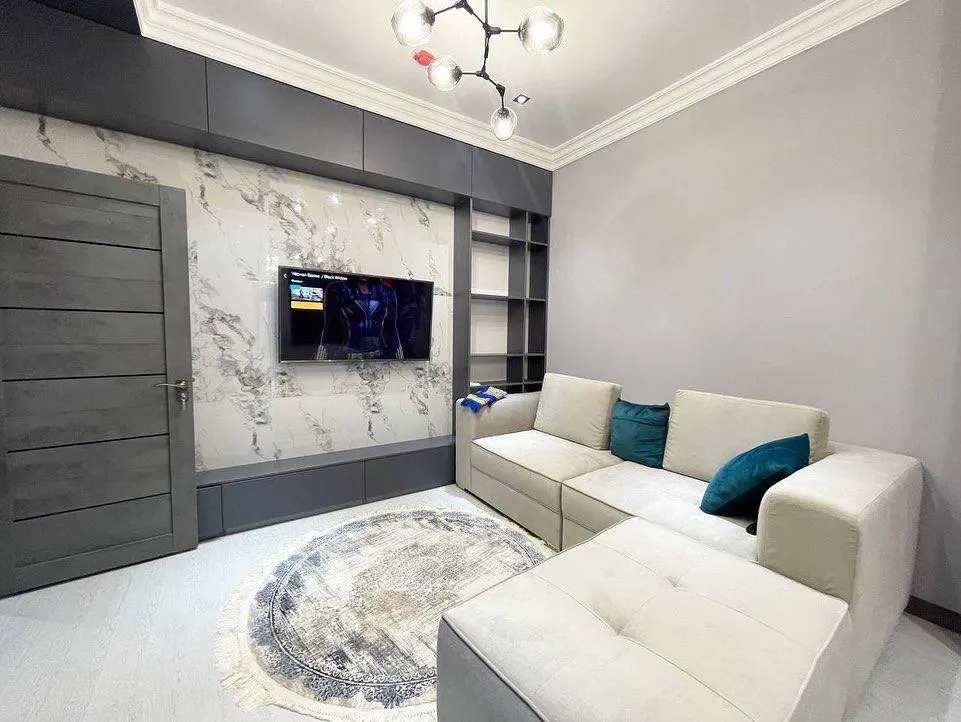 Сдаётся 3-комнатная квартира, 77 м², 3/9 этаж — Яккасарайский район