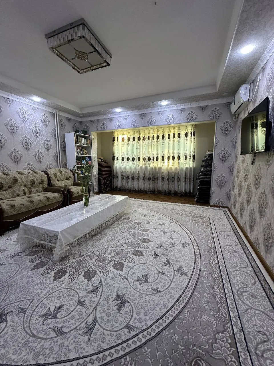 Ижарага берилади 3 хонали квартира, 85 м², 2/4 қават — Юнусобод тумани