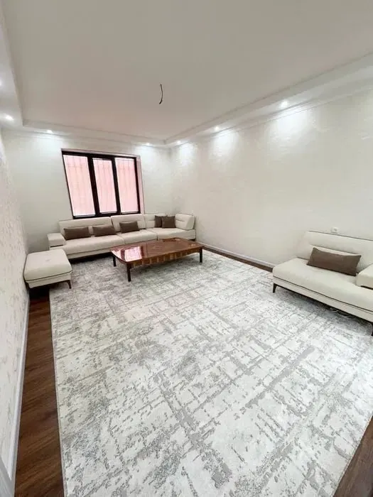 Sotiladi 4 xonali kvartira, 118 m², 1/8 qavat — Yunusobod tumani