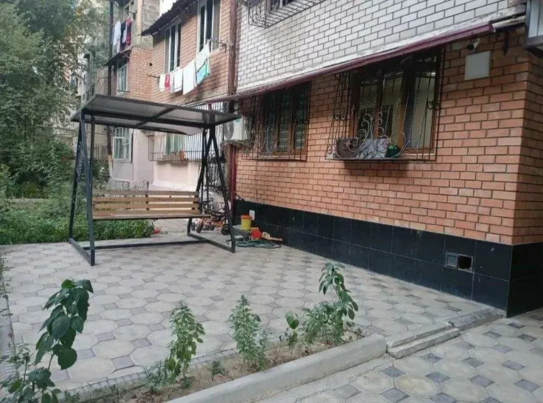 Sotiladi 3 xonali kvartira, 76 m², 1/5 qavat — Chilonzor tumani