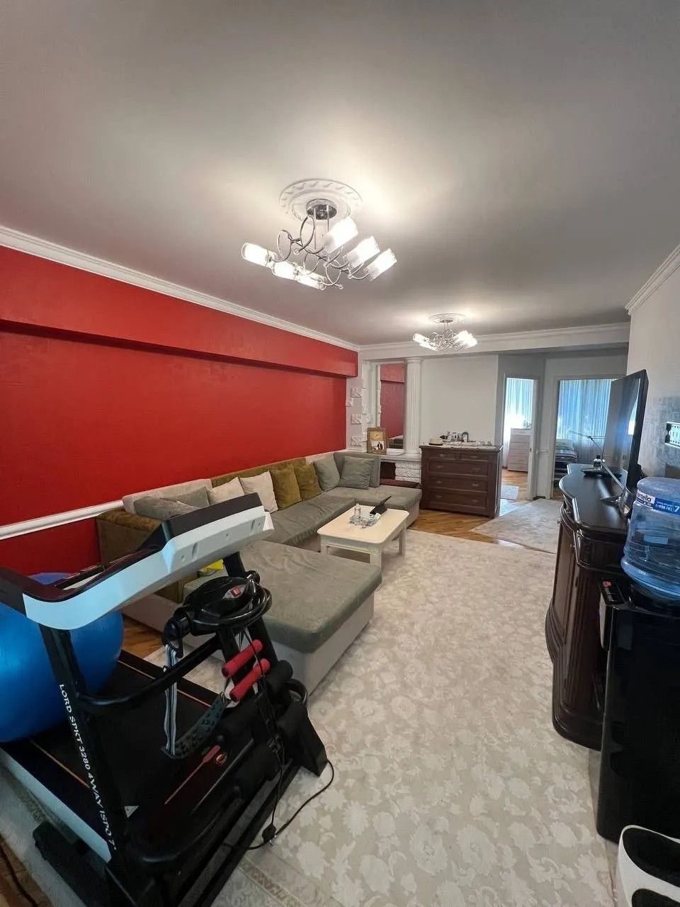 Продаётся 3-комнатная квартира, 67 м², 3/5 этаж — Юнусабадский район