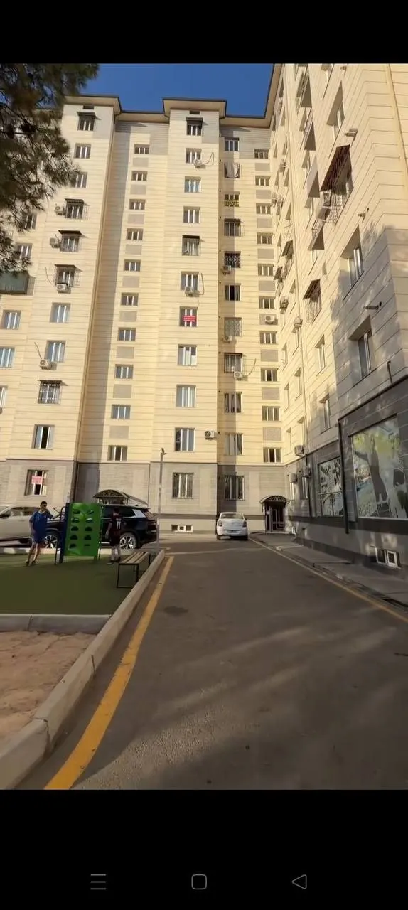 Сотилади 3 хонали квартира, 92 м², 1/11 қават — Яшнобод тумани