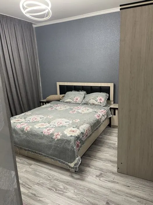 Сдаётся 2-комнатная квартира, 55 м², 3/7 этаж — Яшнабадский район