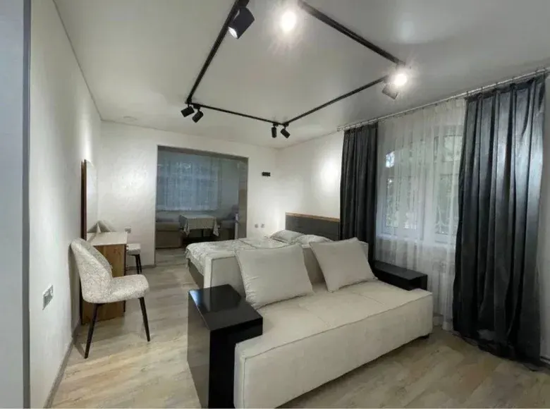 Сотилади 1 хонали квартира, 40 м², 2/4 қават — Юнусобод тумани