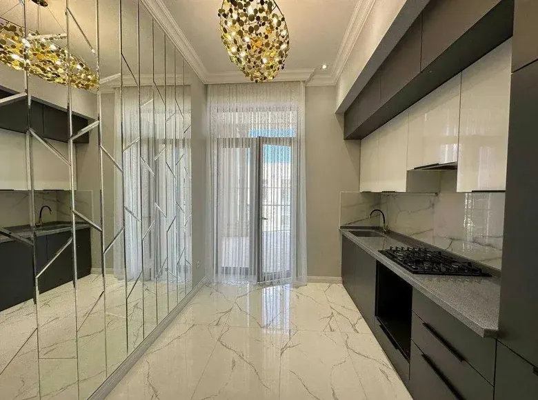 Сотилади 4 хонали квартира, 117 м², 8/8 қават — Яшнобод тумани