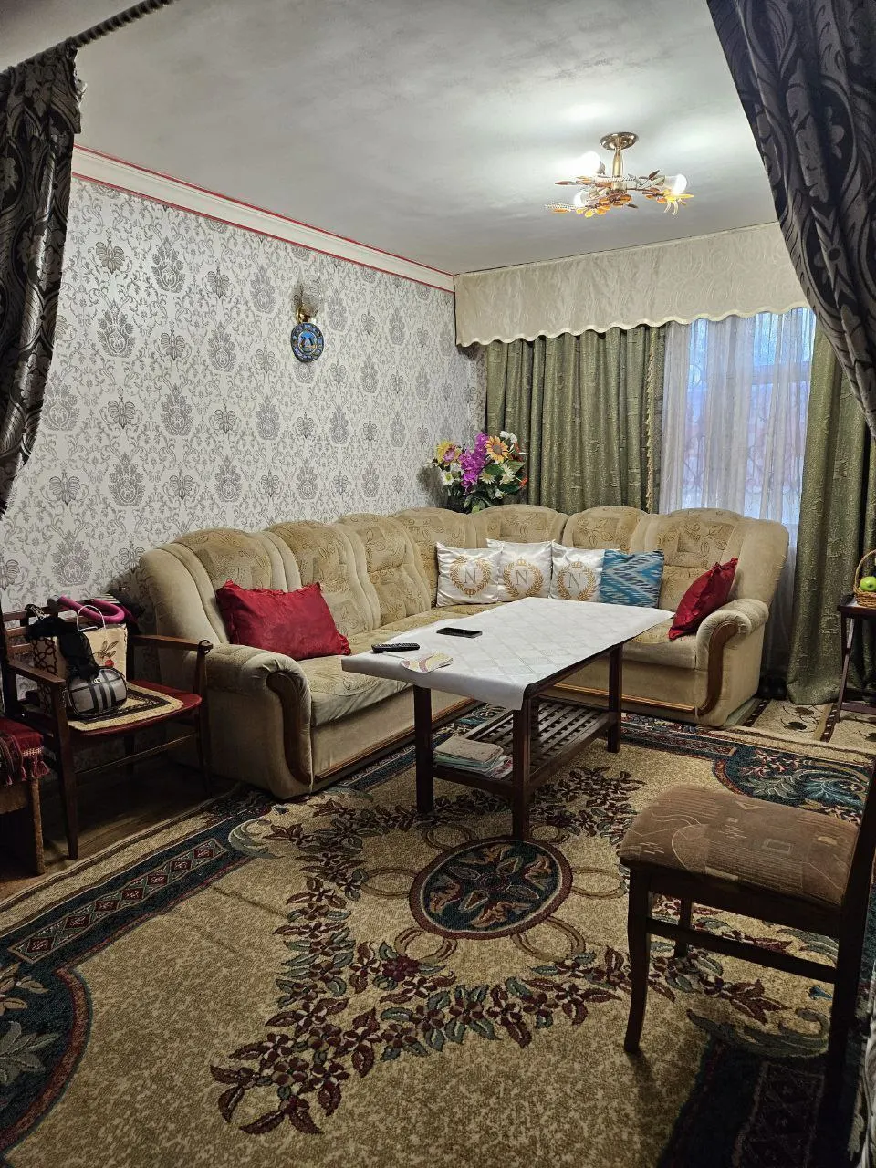 Продаётся 4-комнатная квартира, 80 м², 3/5 этаж — Чиланзарский район