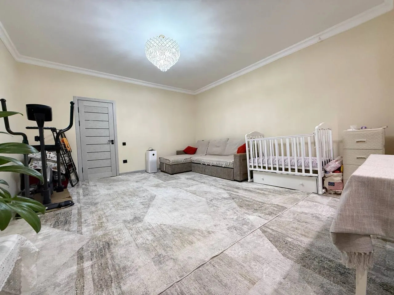 Продаётся 3-комнатная квартира, 75 м², 2/9 этаж — Мирзо-Улугбекский район
