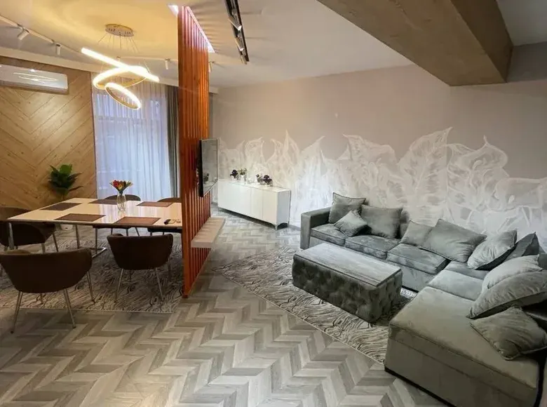 Продаётся 3-комнатная квартира, 130 м², 6/8 этаж — Мирзо-Улугбекский район