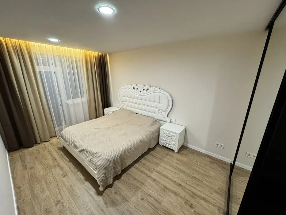 Ijaraga beriladi 3 xonali kvartira, 100 m², 6/12 qavat — Mirzo Ulugʻbek tumani