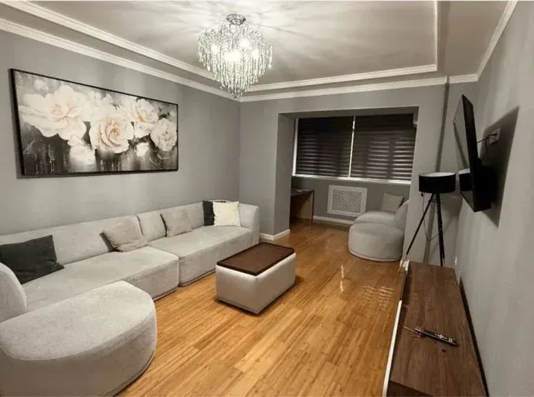 Sotiladi 3 xonali kvartira, 77 m², 1/5 qavat — Olmazor tumani