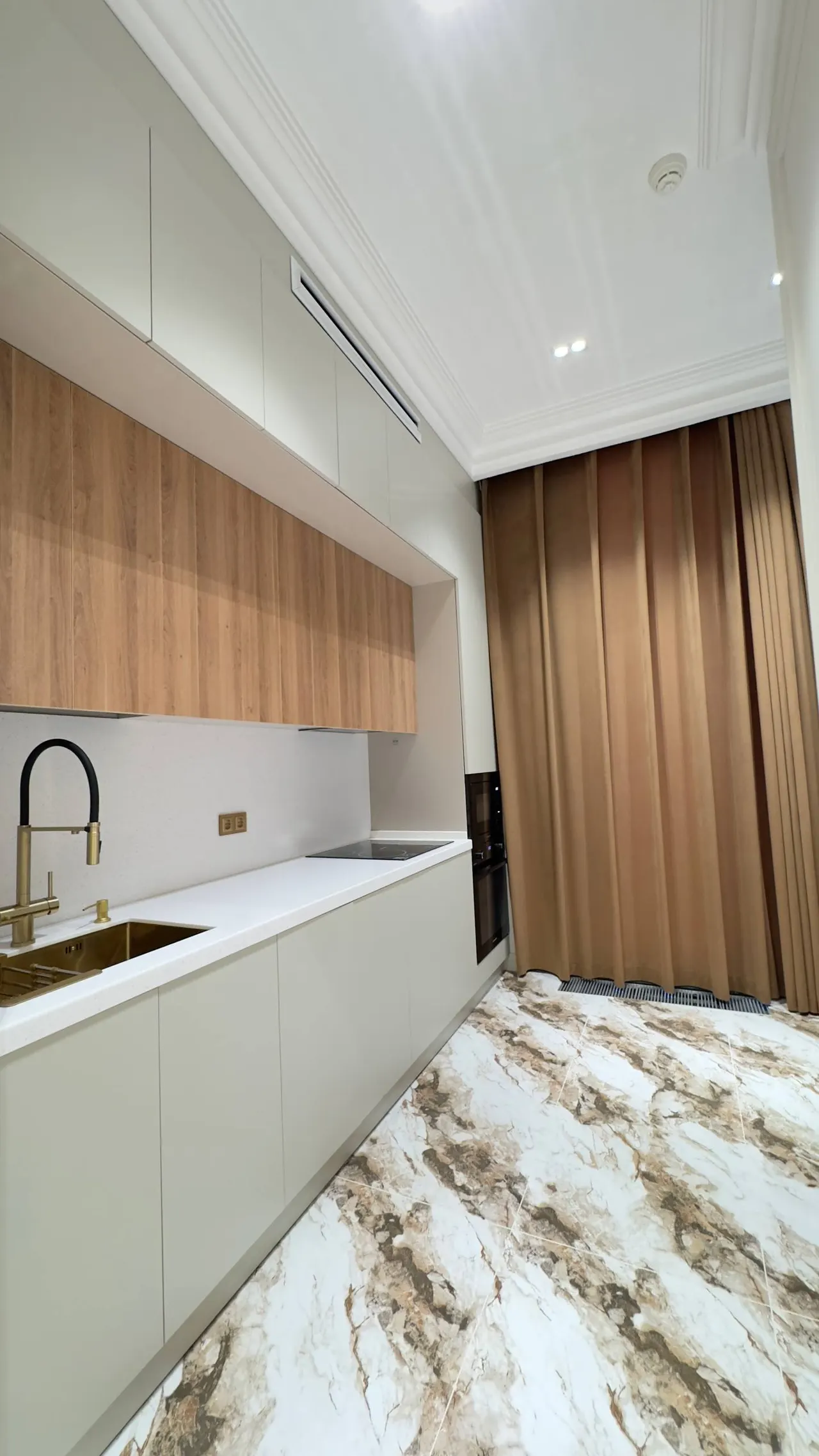 Sotiladi 3 xonali kvartira, 72 m², 20/48 qavat — Shayxontohur tumani