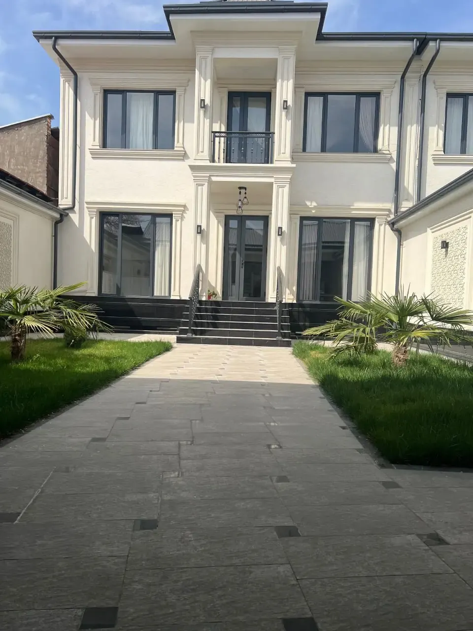 Sotiladi 3 xonali hovli uy, 3 sotix — Shayxontohur tumani