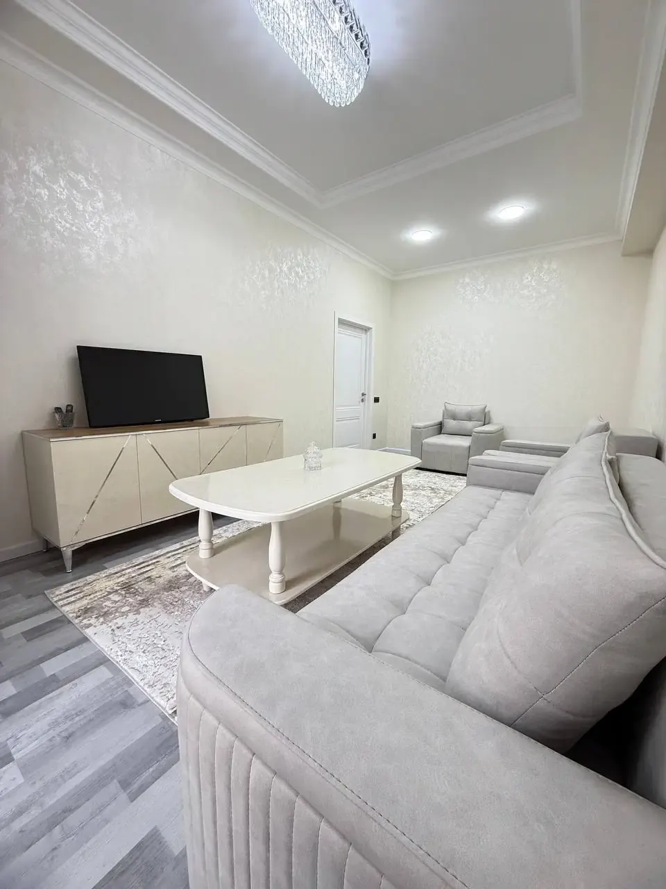 Ижарага берилади 2 хонали квартира, 60 м², 6/8 қават — Яккасарой тумани