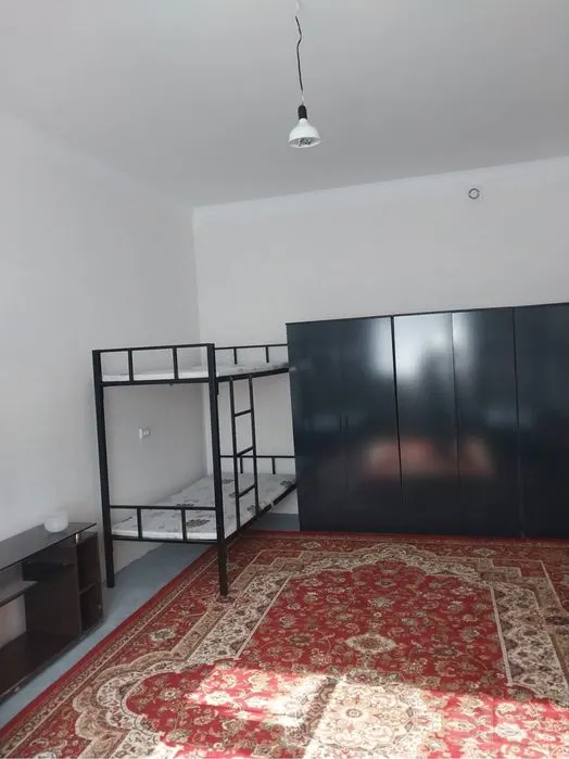 Сдаётся 3-комнатная квартира, 80 м², 2/2 этаж — Алмазарский район