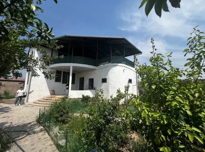 Продаётся дом, 6 сот., 306 м², 2/2 этаж — Юнусабадский район