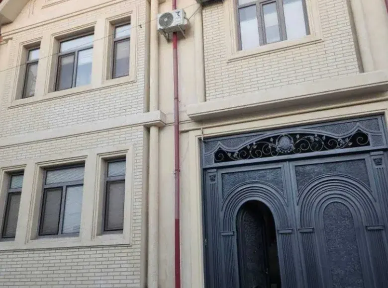 Продаётся 7-комнатный дом, 3.3 сот. — Сергелийский район