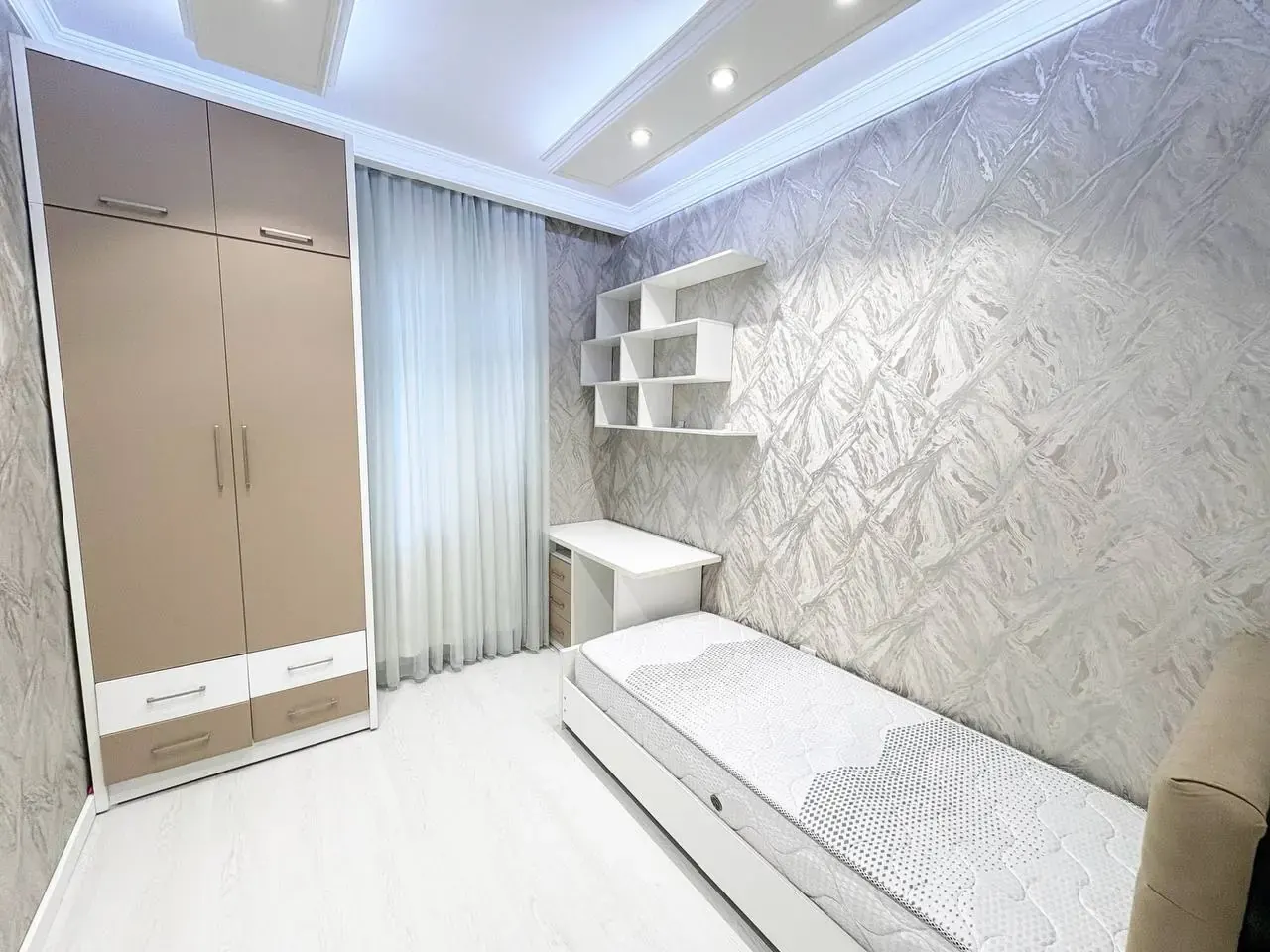 Sotiladi 4 xonali kvartira, 93.4 m², 1/8 qavat — Yashnobod tumani