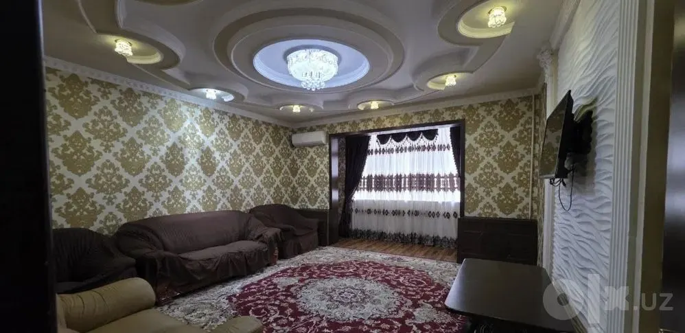 Сдаётся 3-комнатная квартира, 92 м², 4/9 этаж — Шайхантахурский район