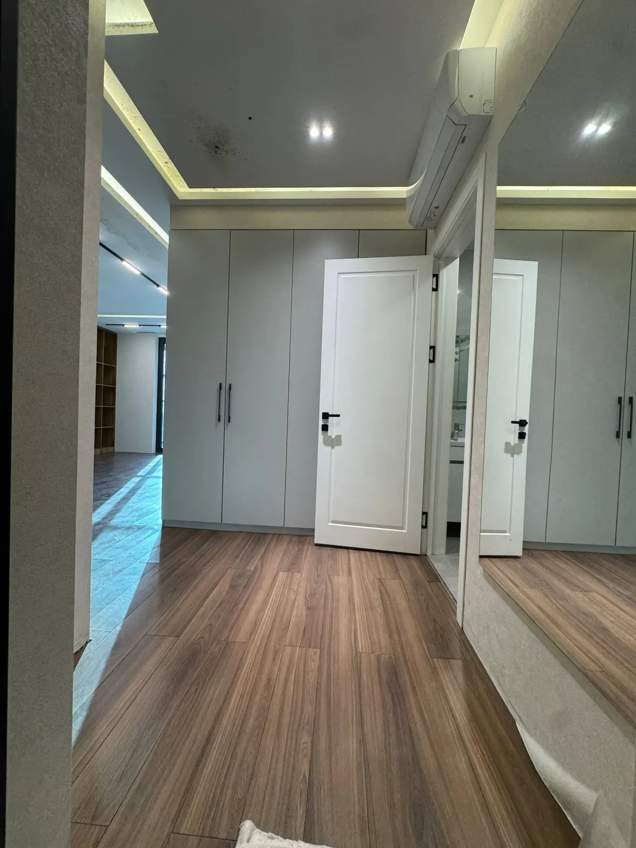 Sotiladi 2 xonali kvartira, 54 m², 12/22 qavat — Shayxontohur tumani