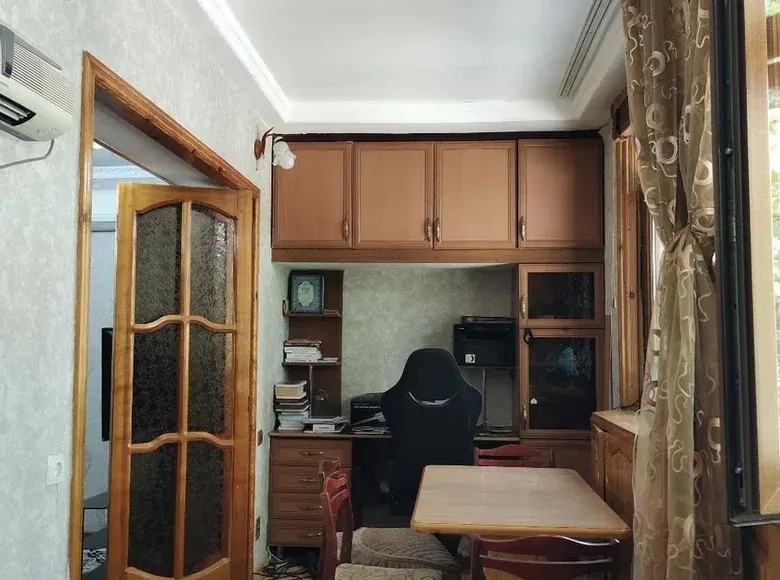 Сотилади 3 хонали квартира, 70 м², 2/4 қават — Чилонзор тумани