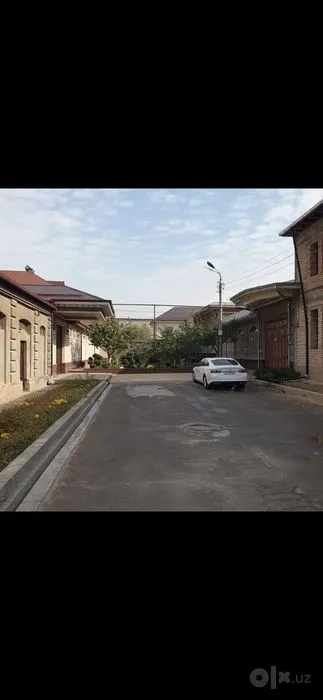 Ijaraga beriladi 7 xonali hovli uy, 200 m², 2 qavatli — Olmazor tumani