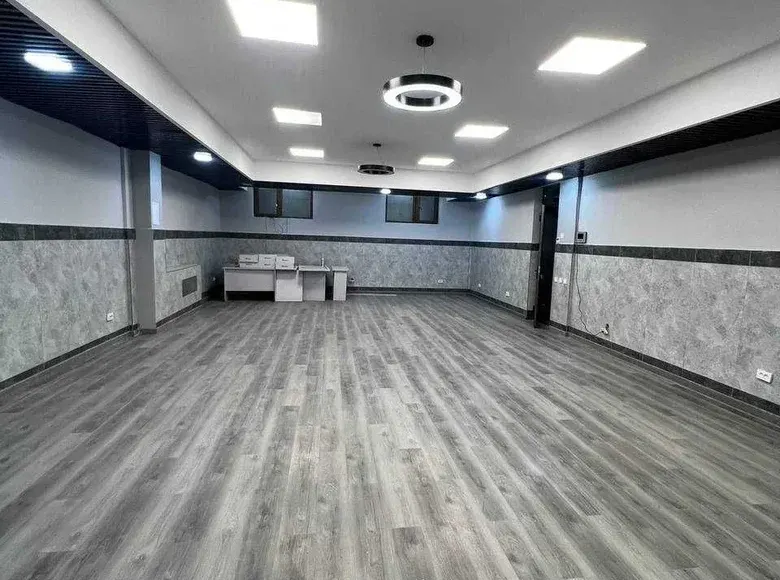 Сотилади тижорат биноси, 125 м² — Мирзо Улуғбек тумани