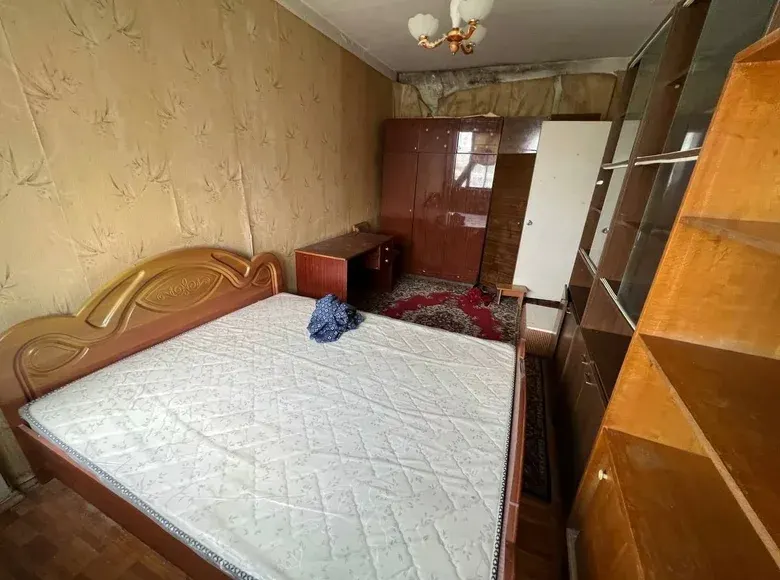 Продаётся 4-комнатная квартира, 58 м², 7/9 этаж — Юнусабадский район